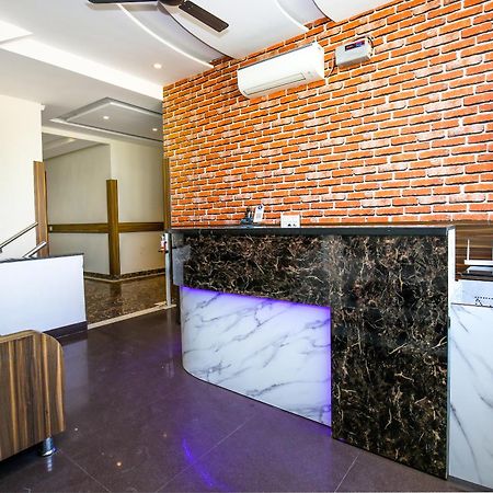 Hotel Woodcrest Zirakpur - Best Family Hotel By - A Unit Of Sidham Group Eksteriør bilde