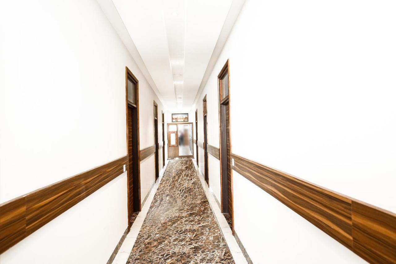 Hotel Woodcrest Zirakpur - Best Family Hotel By - A Unit Of Sidham Group Eksteriør bilde